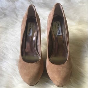 CLOSET CLOSING Steve Madden platform heels